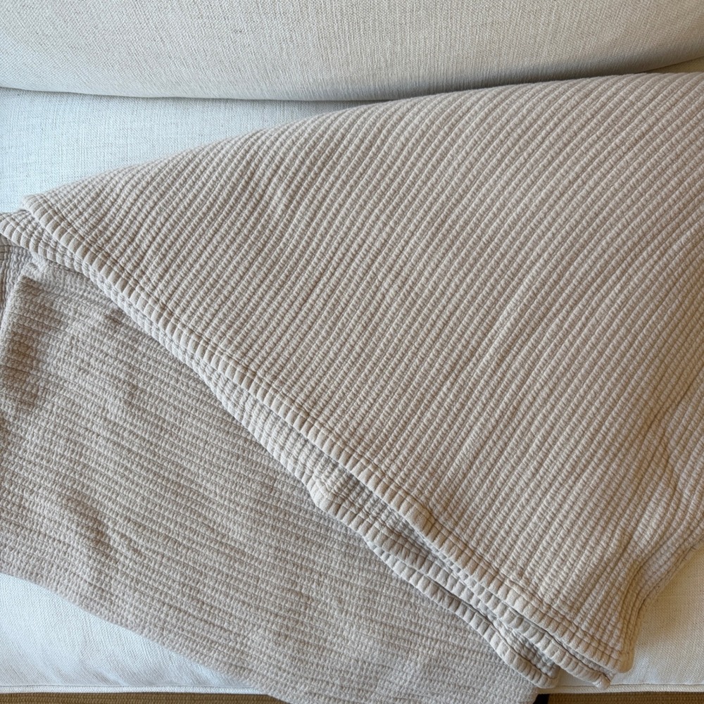 Cozy Earth Bamboo Quilted Coverlet Queen Driftwood Ribbed Bedding Blanket - Picture 7 of 7